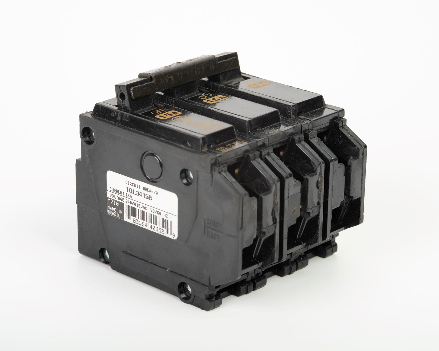 G.E. PLUG-IN CIRCUIT BREAKER TQL 3P (TQL)