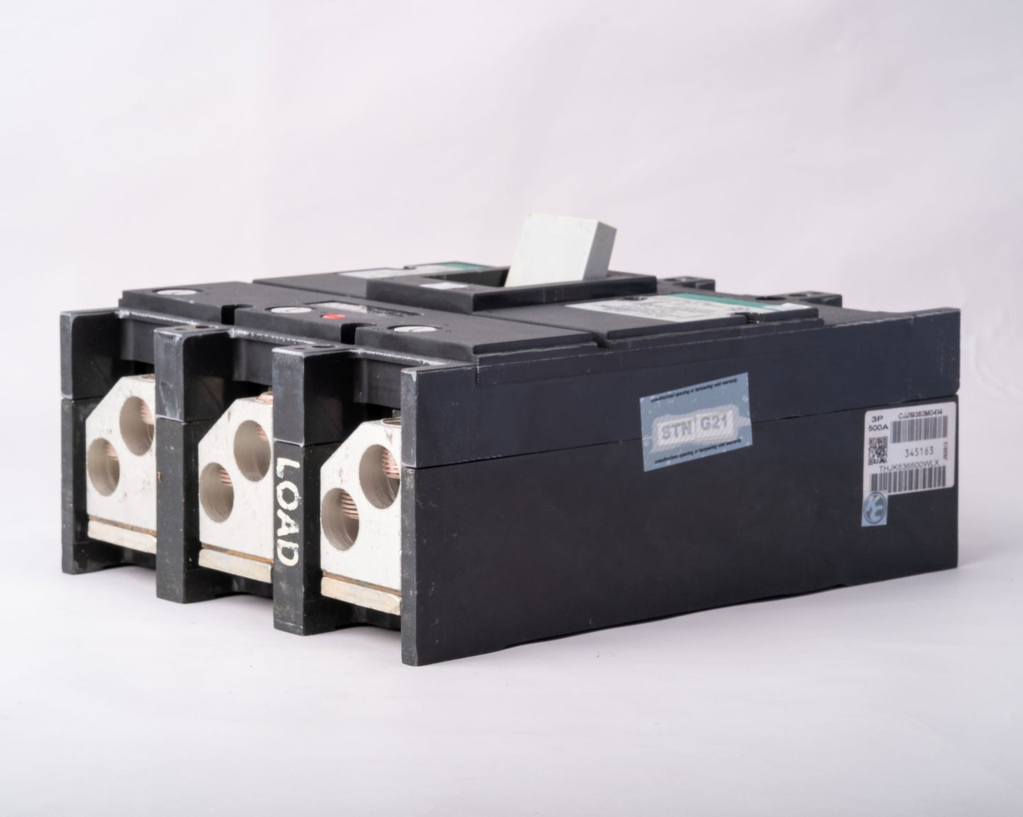 G.E. CIRCUIT BREAKER (THJK0 3P 600V