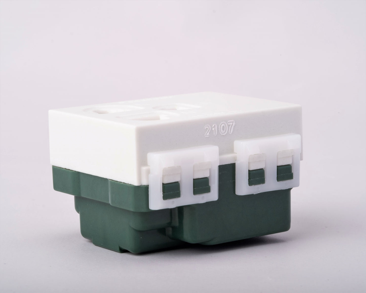 PANASONIC UNIV. GRND. OUTLET AND SAFETY SHUTTER (WEG-1181K)