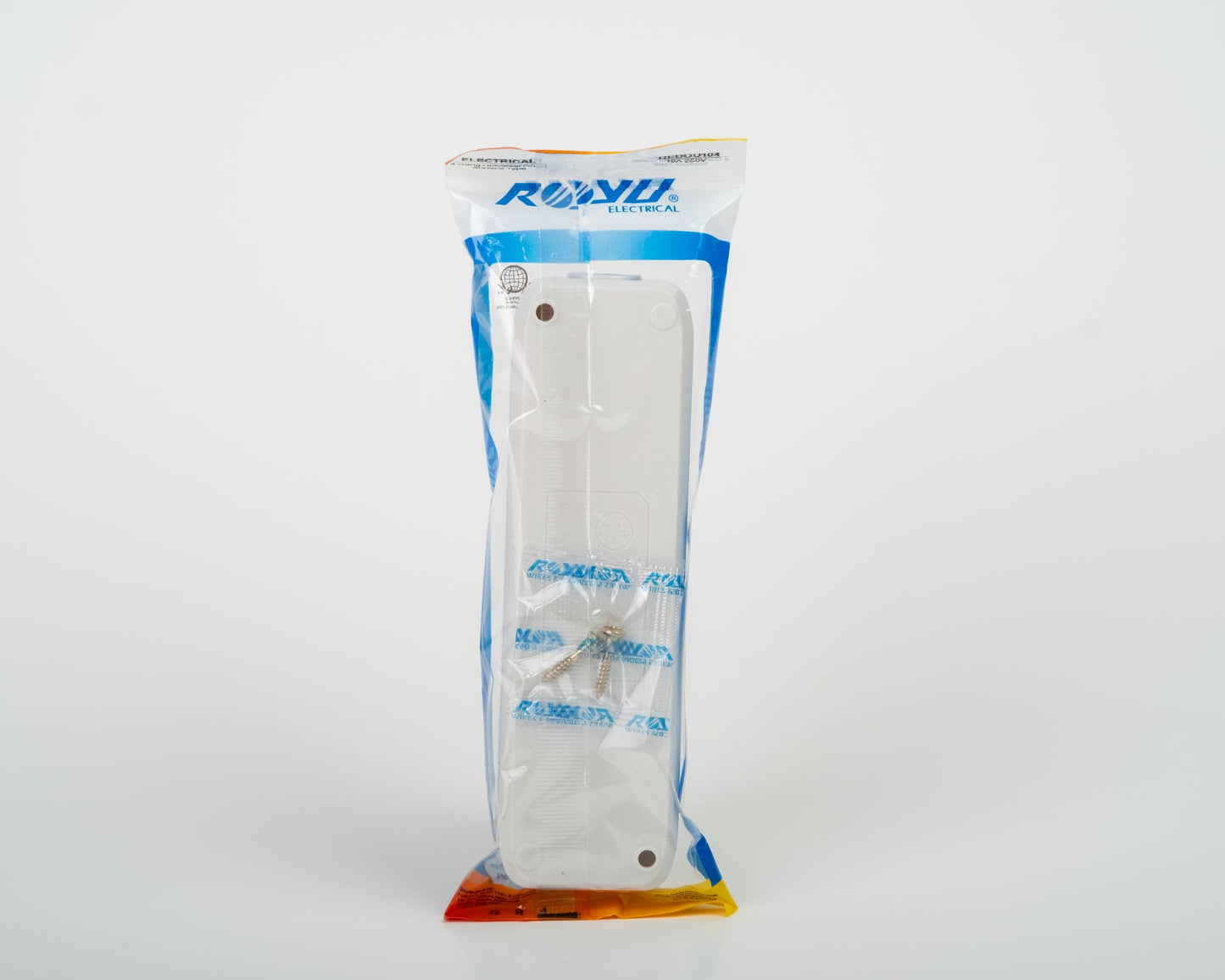 ROYU QUADRUPLE OUTLET SURFACE TYPE (REDOU 104)