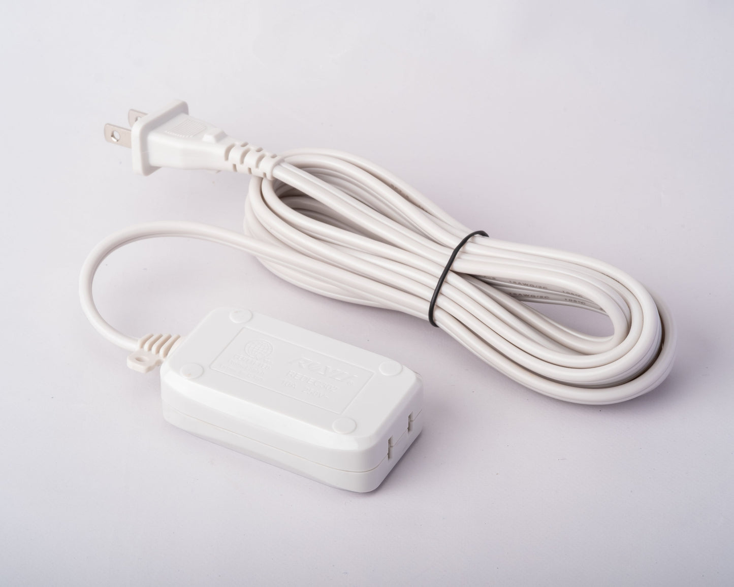 ROYU 2+1 GANG FLAT EXTENTION CORD 3 MTS. (REDEC 302)